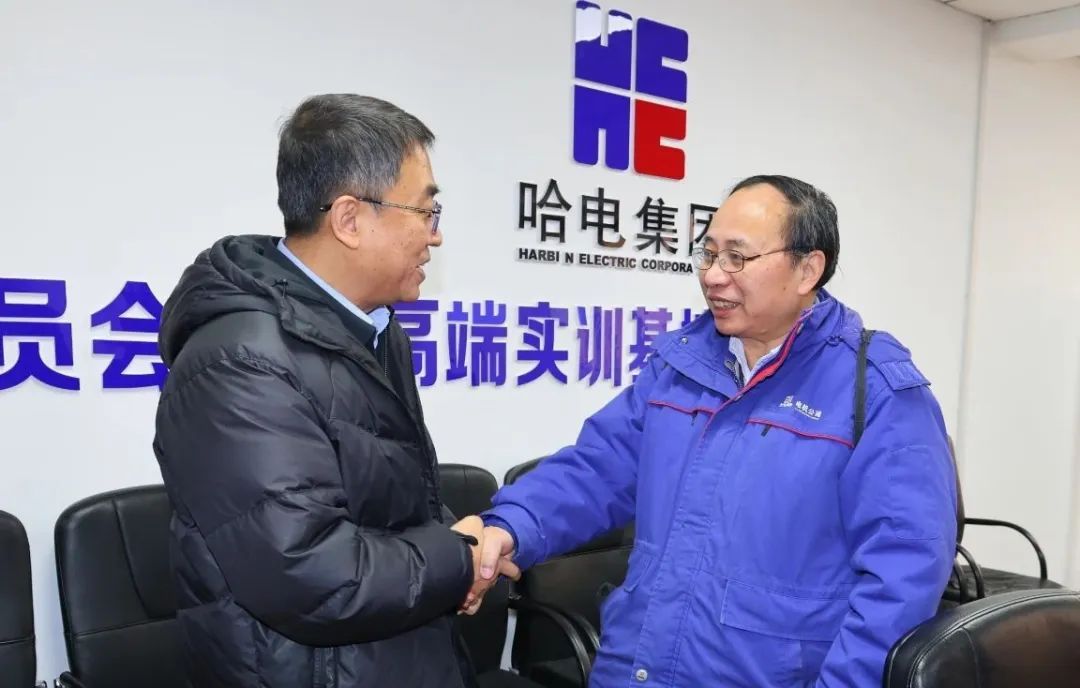 尊龙凯时集团党委春节前夕开展走访慰问活动-尊龙凯时
